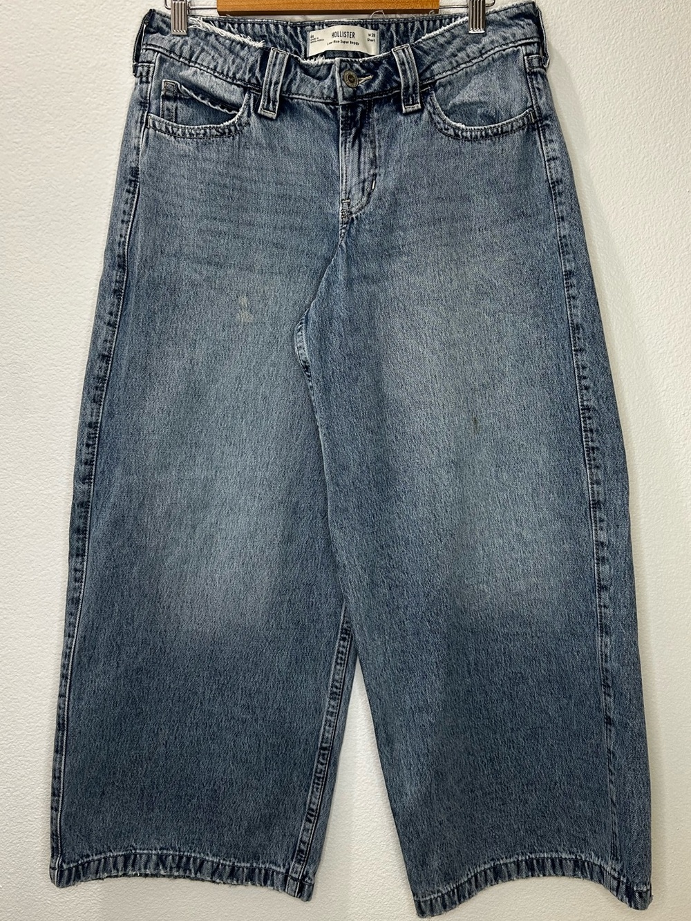 Hollister Super Baggy Jeans Size 26 Short